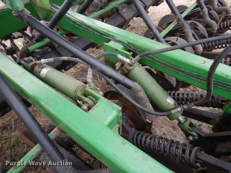 image for item DN1355 John Deere 750  grain drill