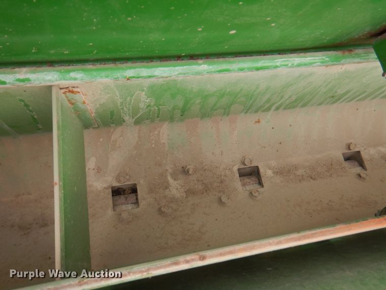 image for item DN1355 John Deere 750  grain drill