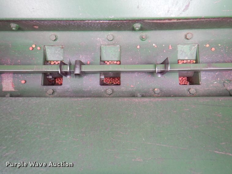 image for item DN1355 John Deere 750  grain drill