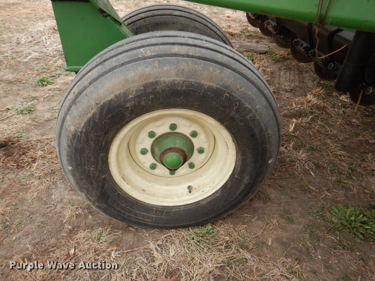 image for item DN1355 John Deere 750  grain drill