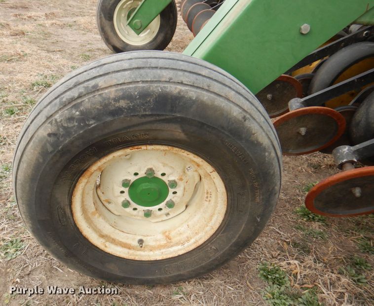 image for item DN1355 John Deere 750  grain drill