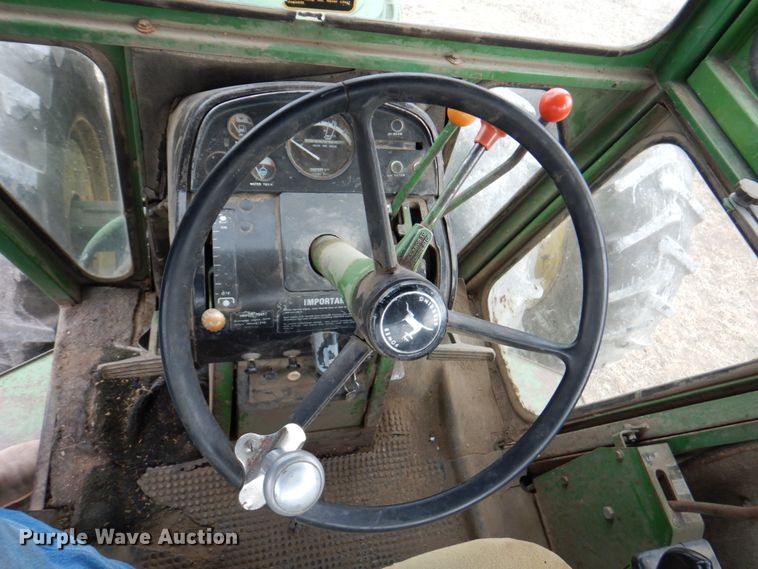 image for item DN1356 1973 John Deere 7520  4WD tractor