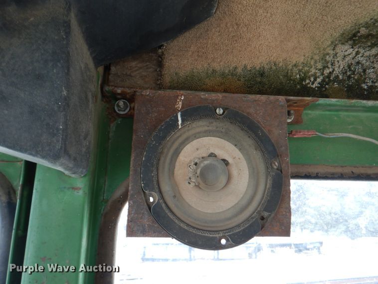 image for item DN1356 1973 John Deere 7520  4WD tractor