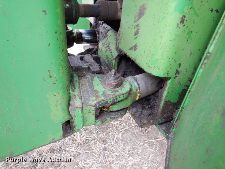 image for item DN1356 1973 John Deere 7520  4WD tractor