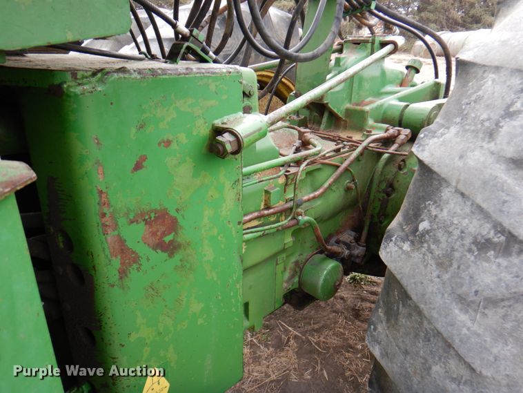 image for item DN1356 1973 John Deere 7520  4WD tractor