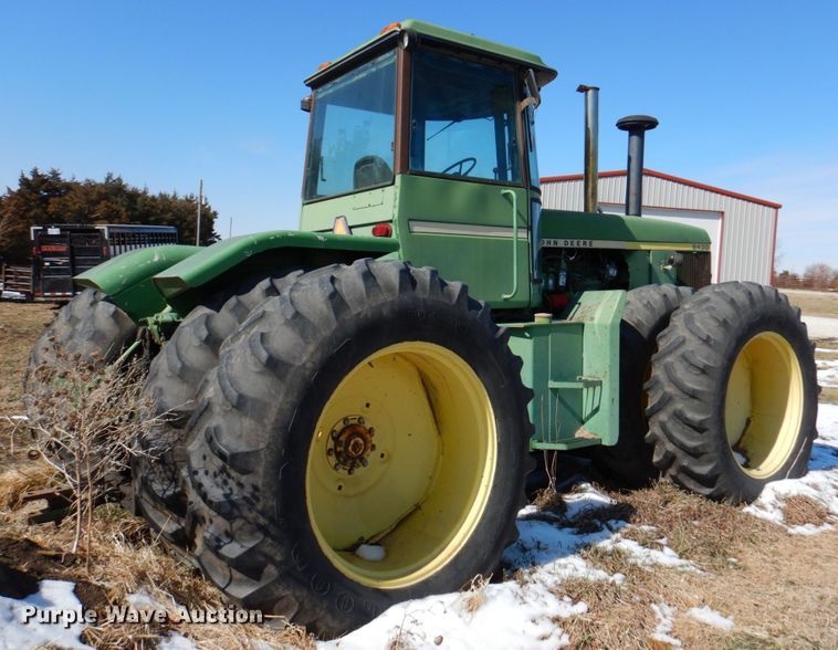 image for item DN1358 1978 John Deere 8430  4WD tractor