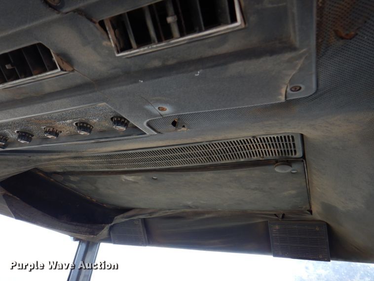 image for item DN1358 1978 John Deere 8430  4WD tractor