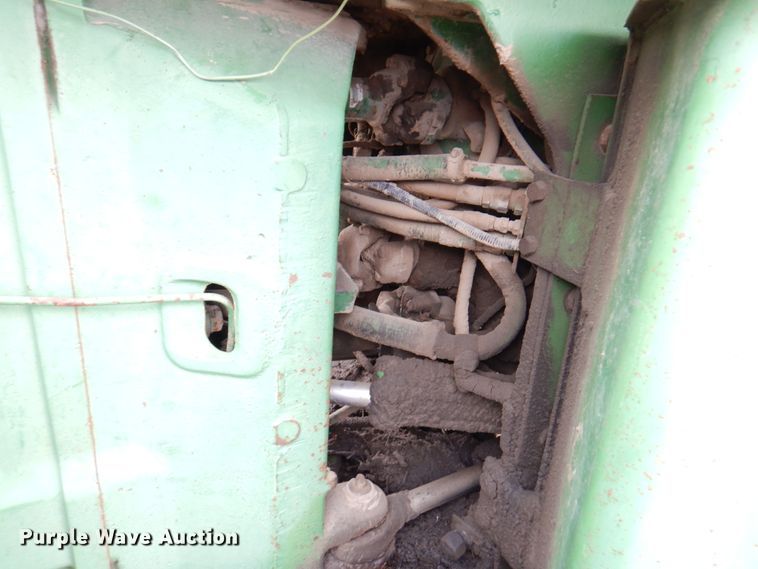 image for item DN1358 1978 John Deere 8430  4WD tractor