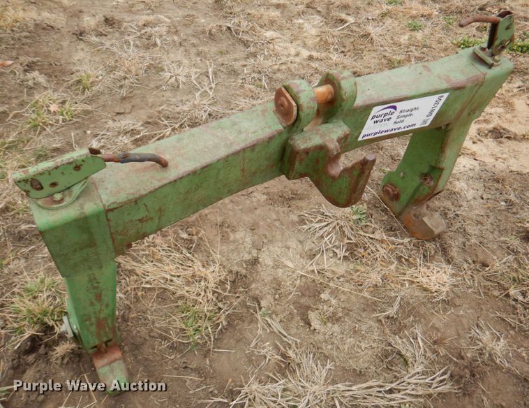 image for item DN1359 John Deere  three point quick attach