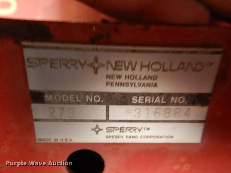 image for item DN1362 New Holland 273  small square baler