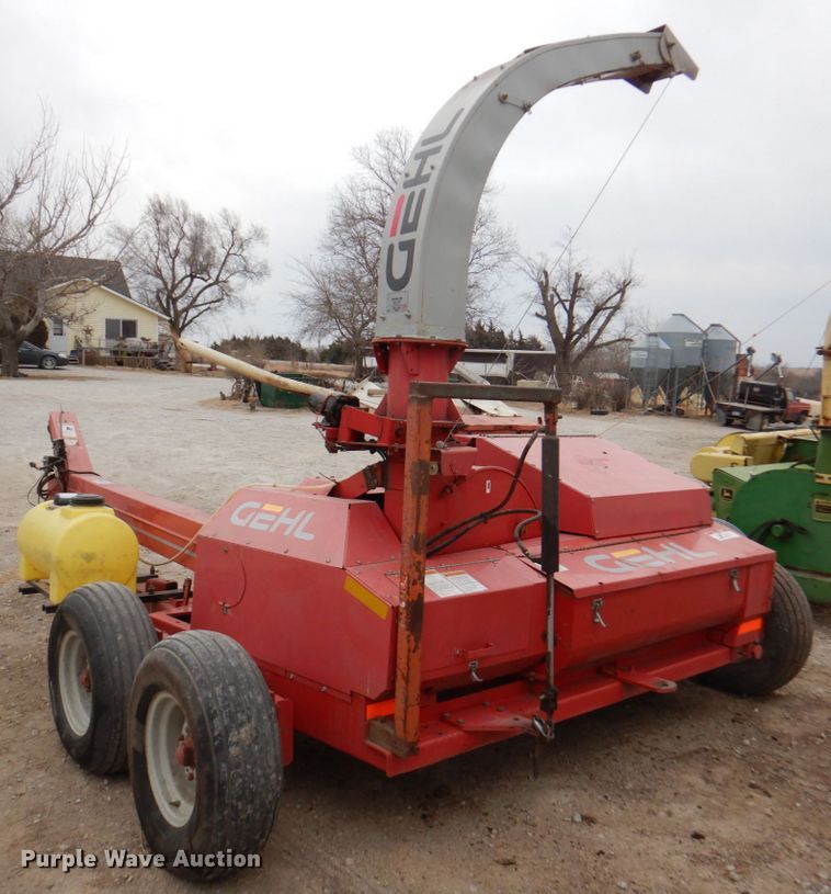 image for item DN1364 Gehl 1075  forage harvester