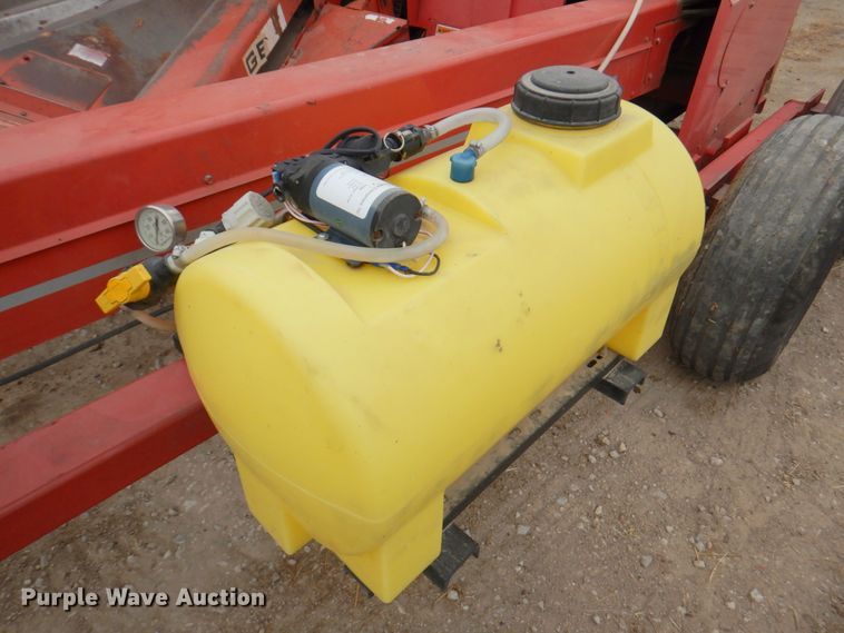 image for item DN1364 Gehl 1075  forage harvester