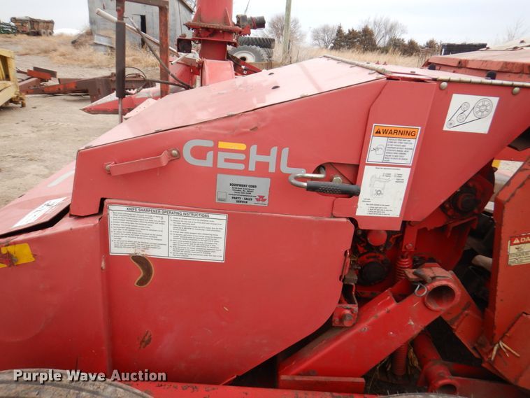image for item DN1364 Gehl 1075  forage harvester