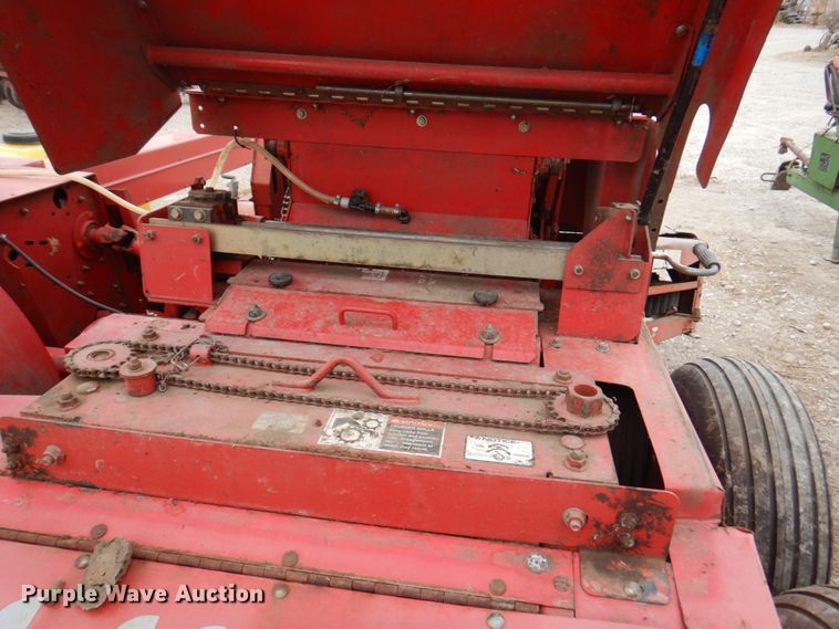 image for item DN1364 Gehl 1075  forage harvester
