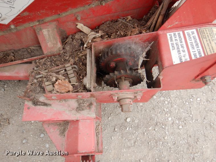 image for item DN1364 Gehl 1075  forage harvester