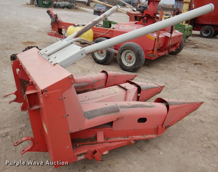 image for item DN1364 Gehl 1075  forage harvester