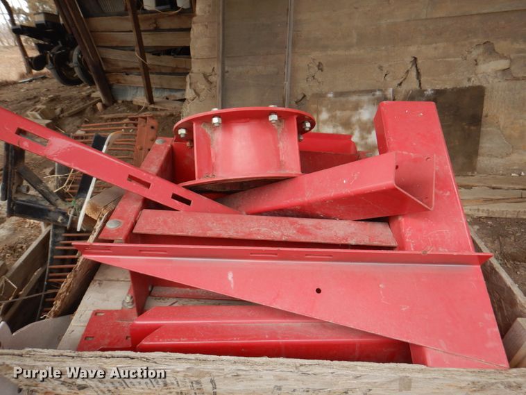 image for item DN1364 Gehl 1075  forage harvester