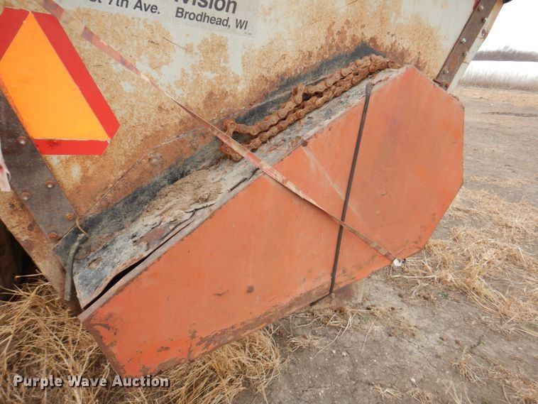 image for item DN1367 Knight 8030 Slinger  manure spreader