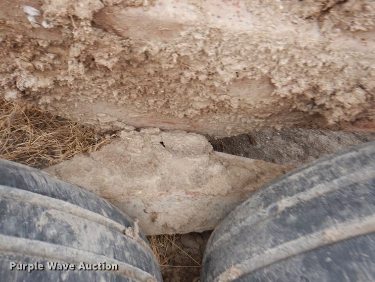 image for item DN1367 Knight 8030 Slinger  manure spreader