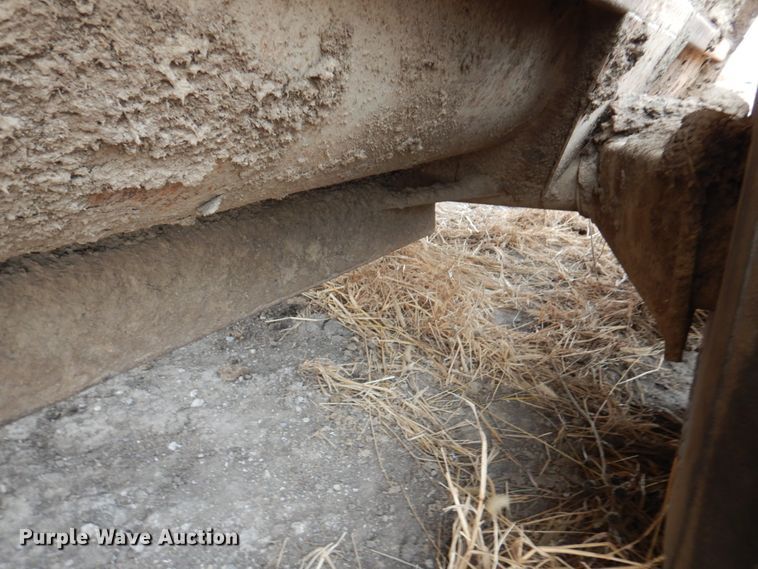 image for item DN1367 Knight 8030 Slinger  manure spreader