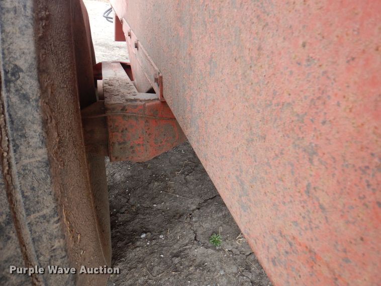 image for item DN1368 Calumet 3250SPR  liquid manure spreader