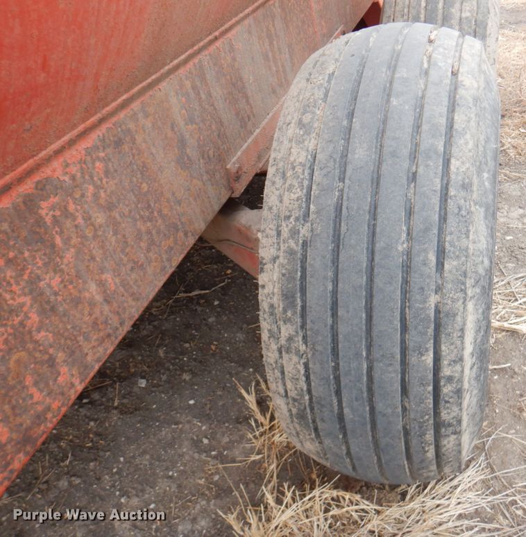 image for item DN1368 Calumet 3250SPR  liquid manure spreader