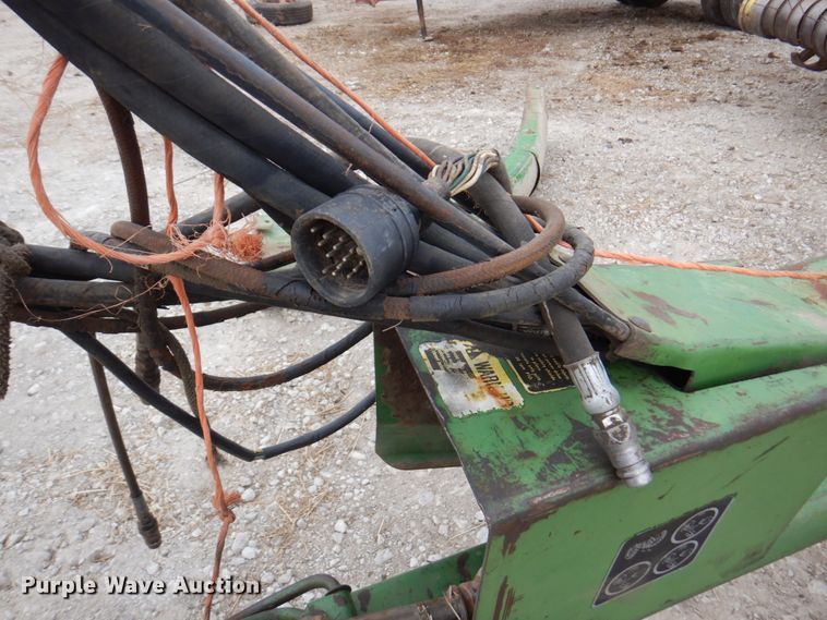 image for item DN1369 John Deere 3960  forage harvester