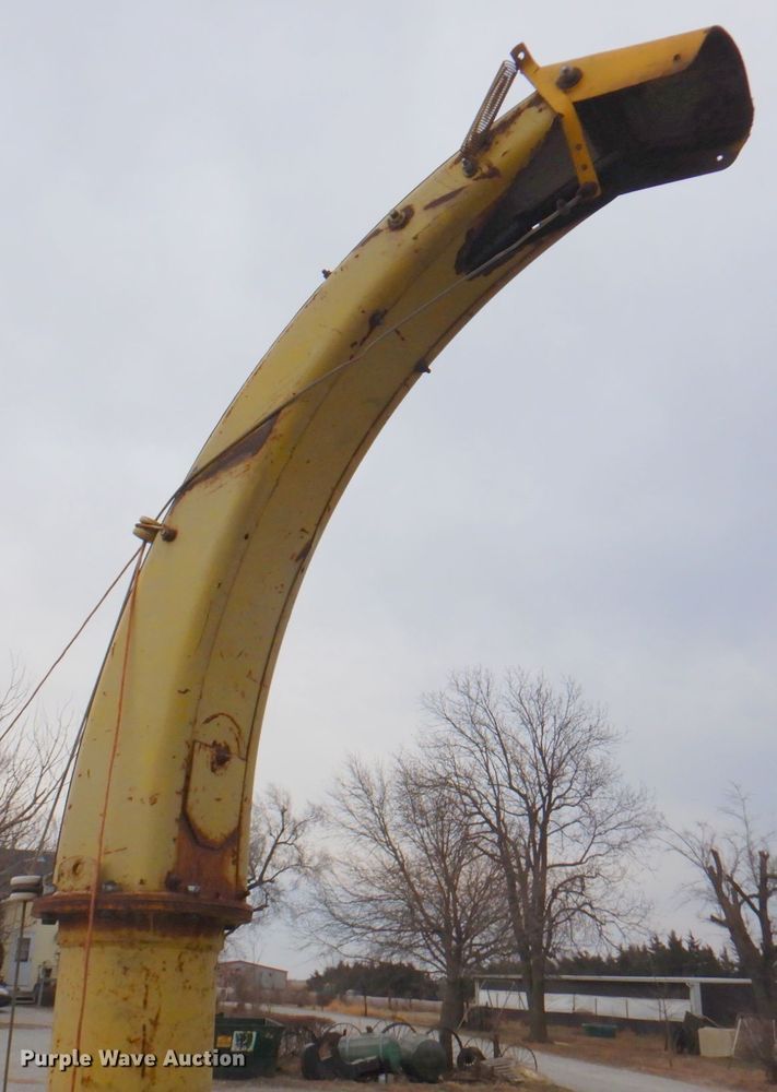 image for item DN1369 John Deere 3960  forage harvester