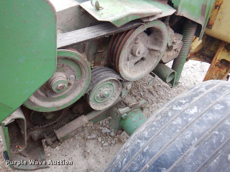 image for item DN1369 John Deere 3960  forage harvester