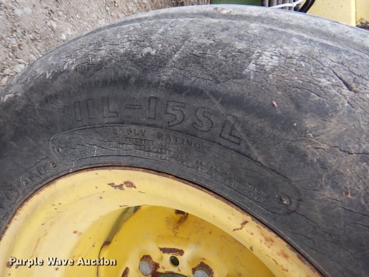 image for item DN1369 John Deere 3960  forage harvester