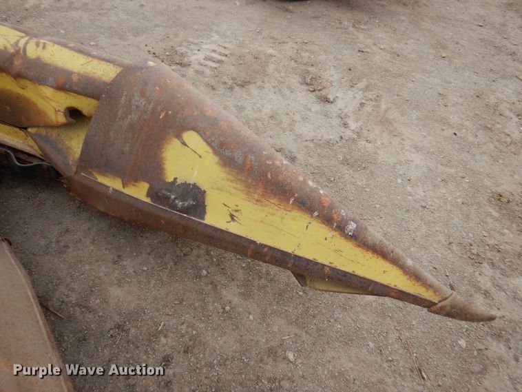 image for item DN1369 John Deere 3960  forage harvester