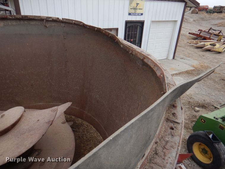 image for item DN1370 Schuler 5020M  feed mixer