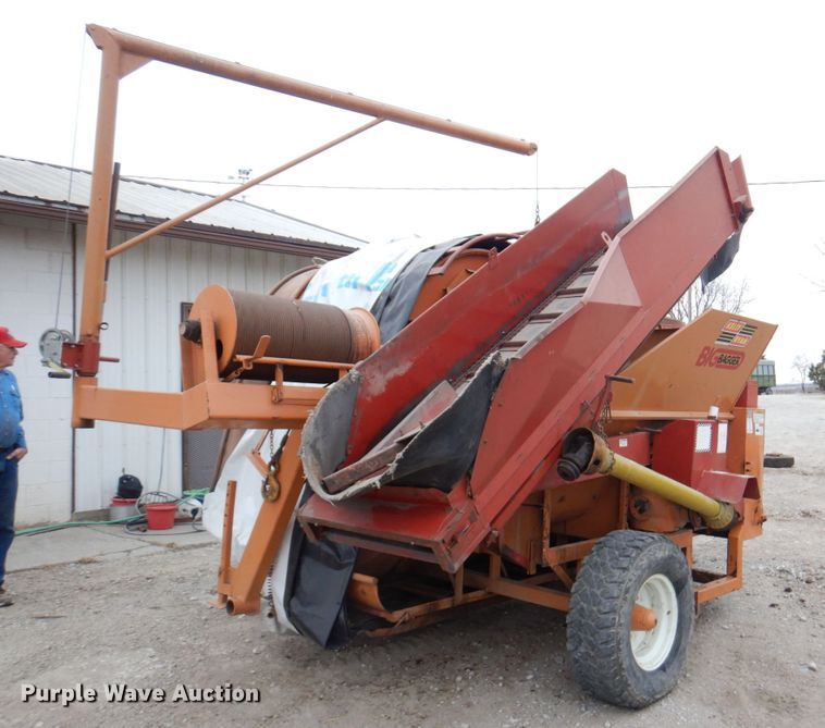 image for item DN1371 Kelly-Ryan 2W 04  silage bagger