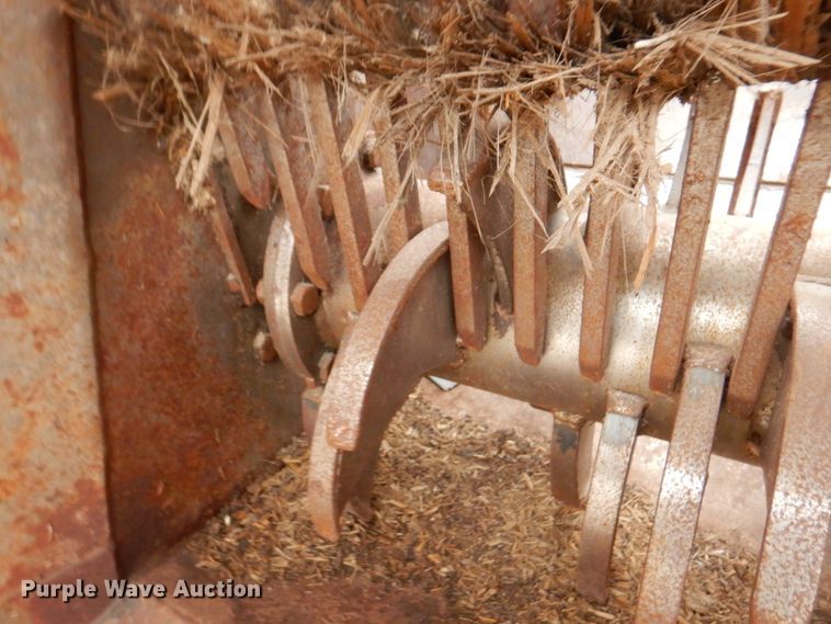 image for item DN1371 Kelly-Ryan 2W 04  silage bagger