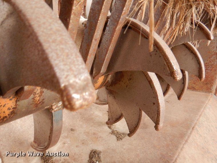 image for item DN1371 Kelly-Ryan 2W 04  silage bagger