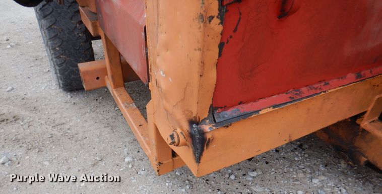 image for item DN1371 Kelly-Ryan 2W 04  silage bagger