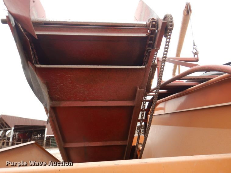 image for item DN1371 Kelly-Ryan 2W 04  silage bagger