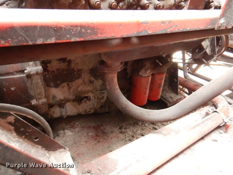 image for item DN1372 1981 Massey Ferguson 860  RWA combine