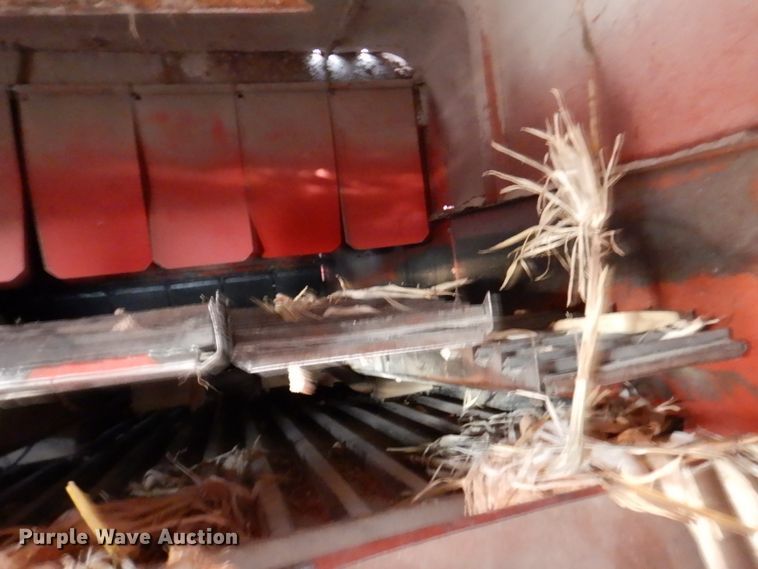 image for item DN1372 1981 Massey Ferguson 860  RWA combine