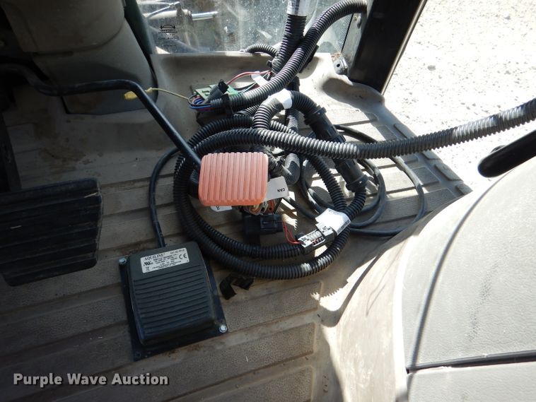 image for item DN5469 2011 Case IH Maxxum 110  MFWD tractor