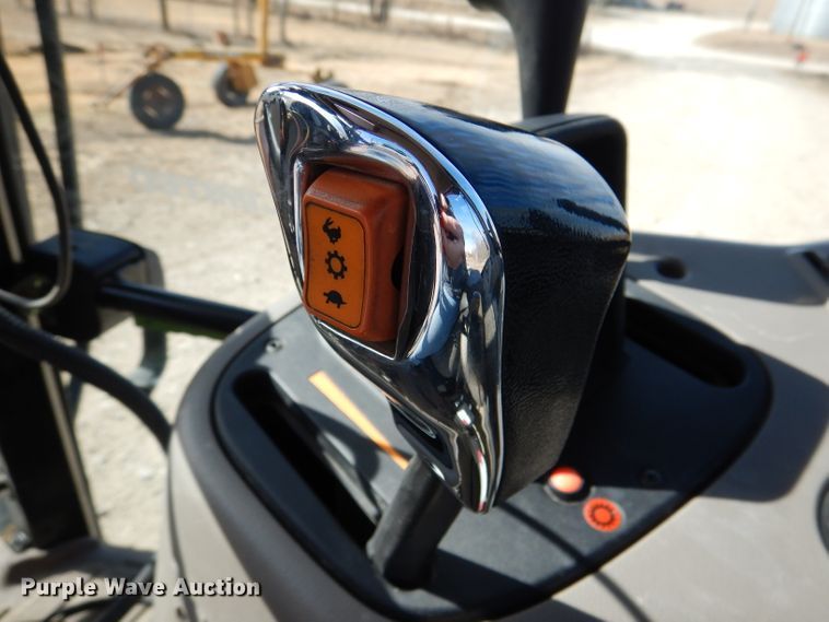 image for item DN5469 2011 Case IH Maxxum 110  MFWD tractor