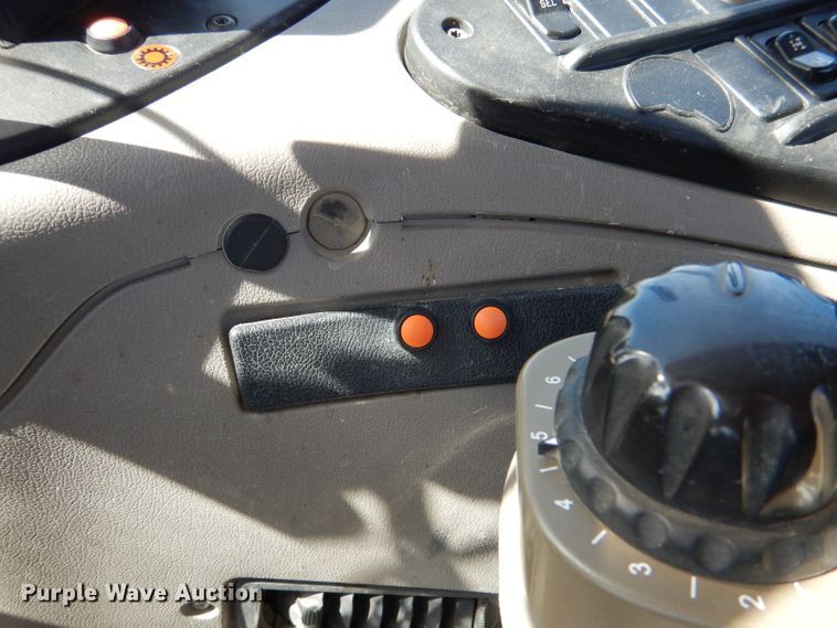 image for item DN5469 2011 Case IH Maxxum 110  MFWD tractor