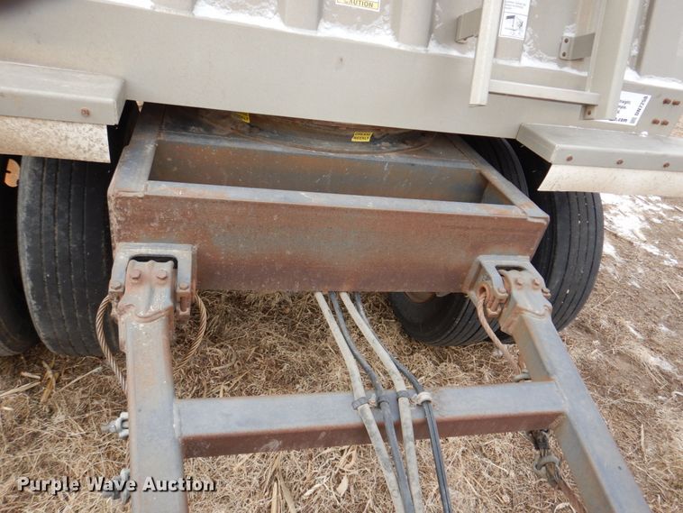 image for item DN7258 2013 Dakota 2200 AHT  grain trailer