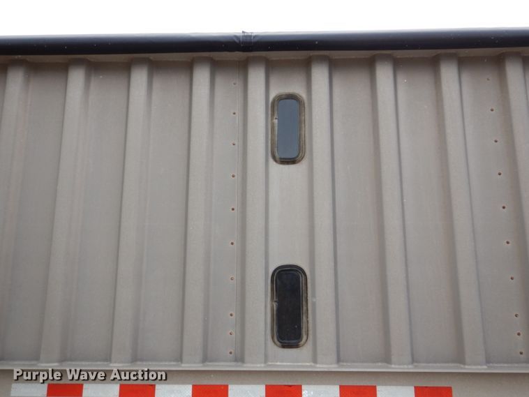 image for item DN7258 2013 Dakota 2200 AHT  grain trailer