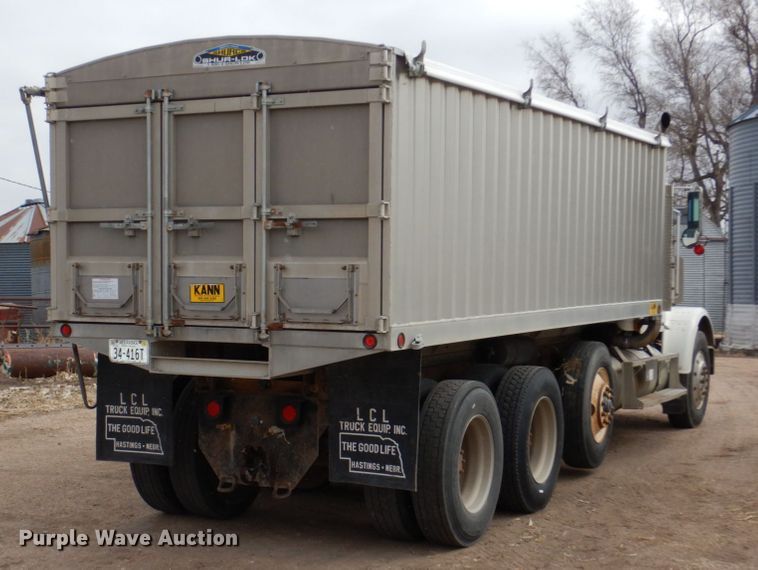 image for item DN7259 1987 Freightliner FLC  grain truck