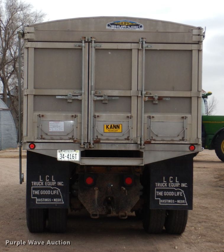 image for item DN7259 1987 Freightliner FLC  grain truck