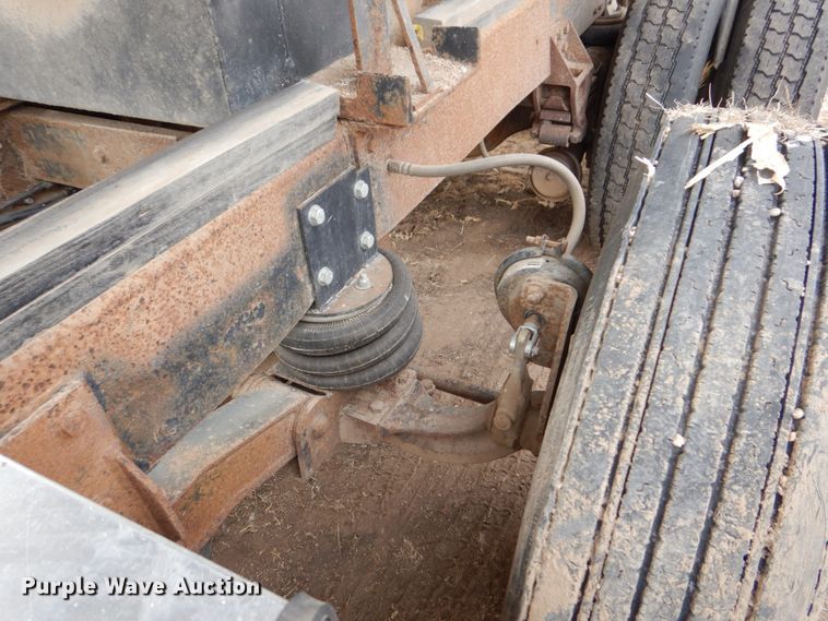 image for item DN7259 1987 Freightliner FLC  grain truck