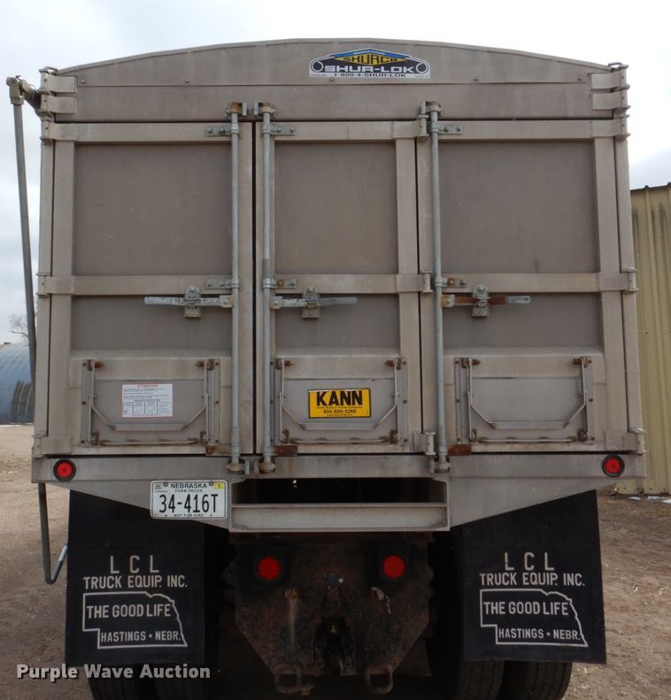 image for item DN7259 1987 Freightliner FLC  grain truck