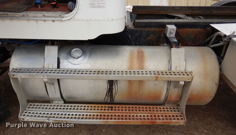 image for item DN7259 1987 Freightliner FLC  grain truck