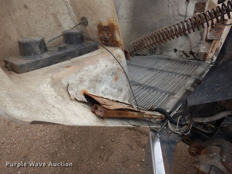 image for item DN7259 1987 Freightliner FLC  grain truck